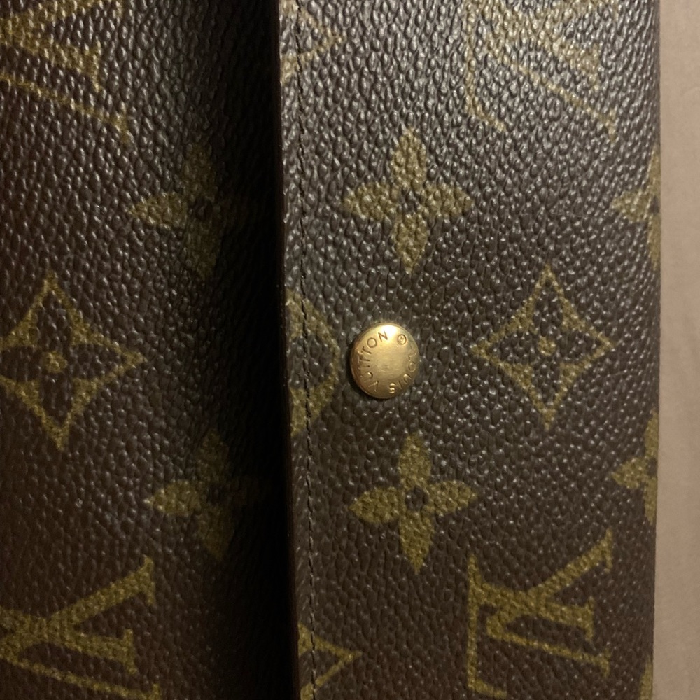 Louis Vuitton wallet